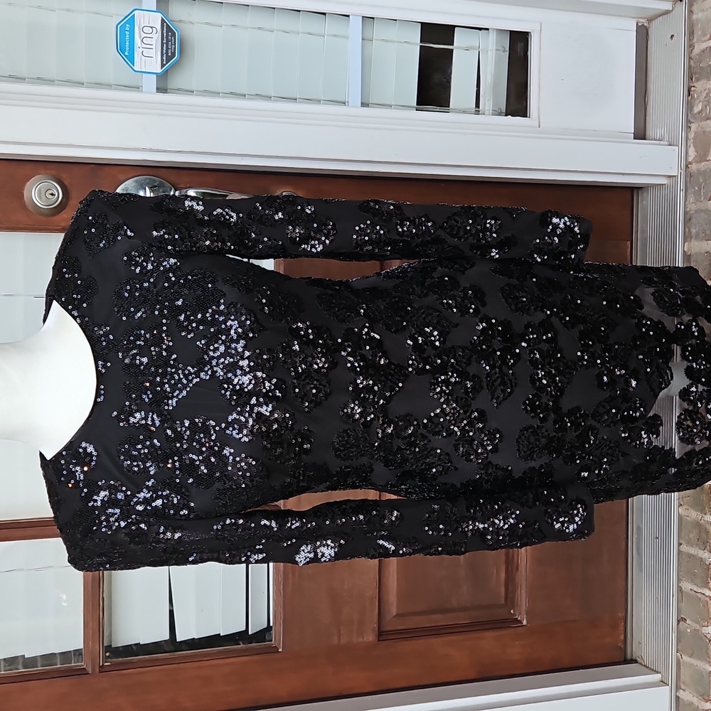 Eliza J. Black Sequin Long Sleeve Fitted Dress - Picture 5 of 9
